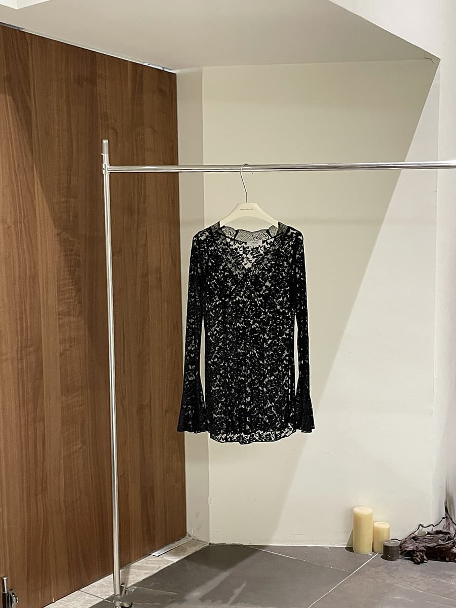 レース 服 透かし模様レース長袖ブラウス