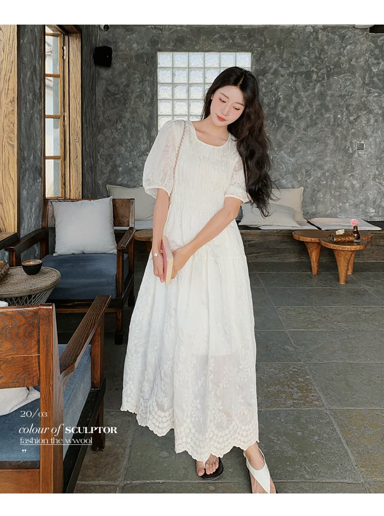 レース 服 夏風香る花刺繍レースワンピース
