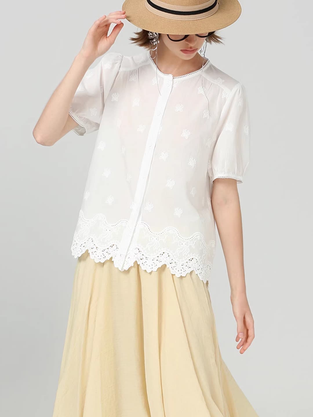 レース 服 花刺繍パフスリーブレースブラウス