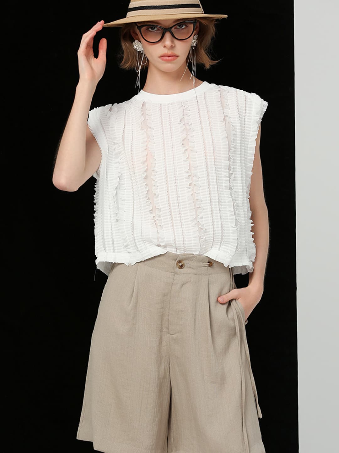 レース 服 立体フリル ノースリーブブラウス
