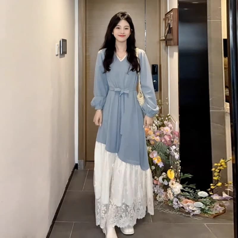 レース 服 二層重ねレース裾フレアワンピース