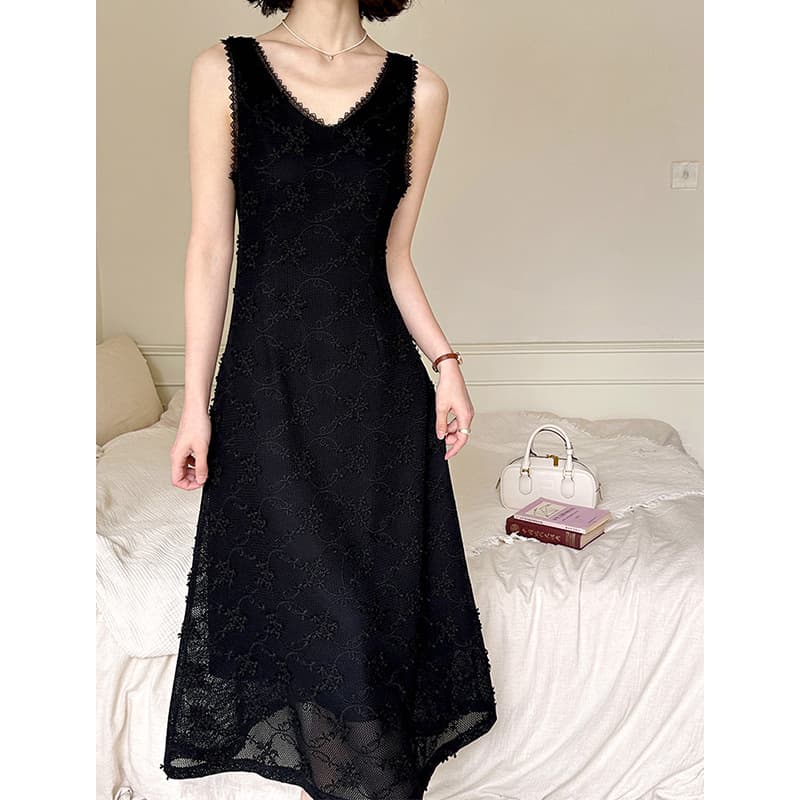 レース 服 花刺繍装飾 優美レースワンピース