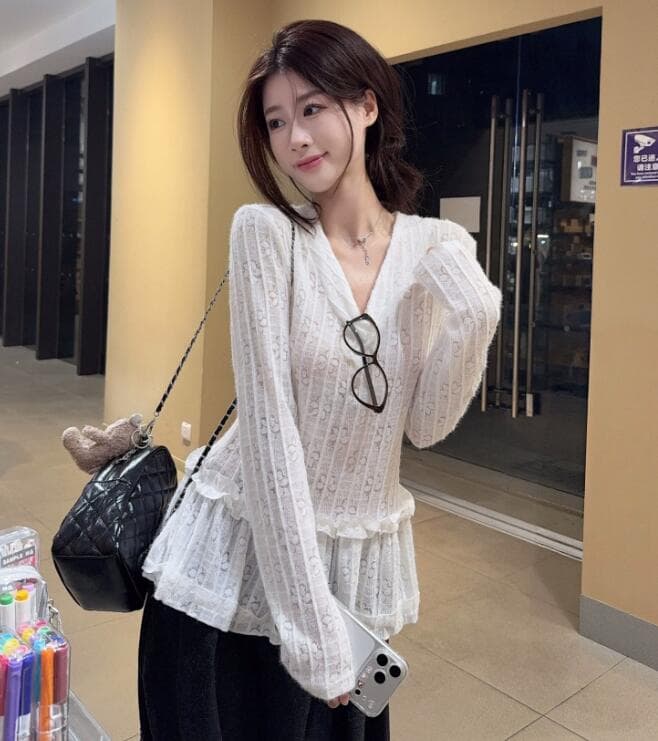 レース 服 秋冬レースブラウス長袖Vネック透け感フリル