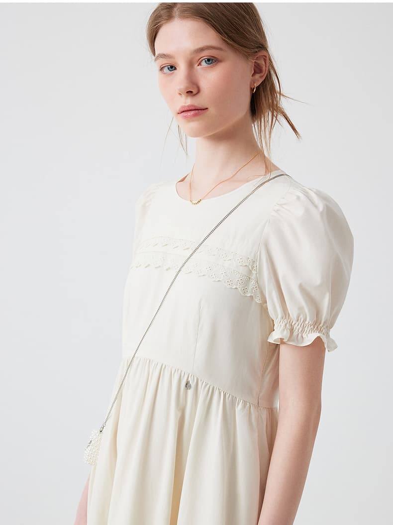 レース 服 優美なレース装飾パフスリーブワンピース