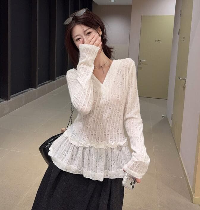 レース 服 秋冬レースブラウス長袖Vネック透け感フリル