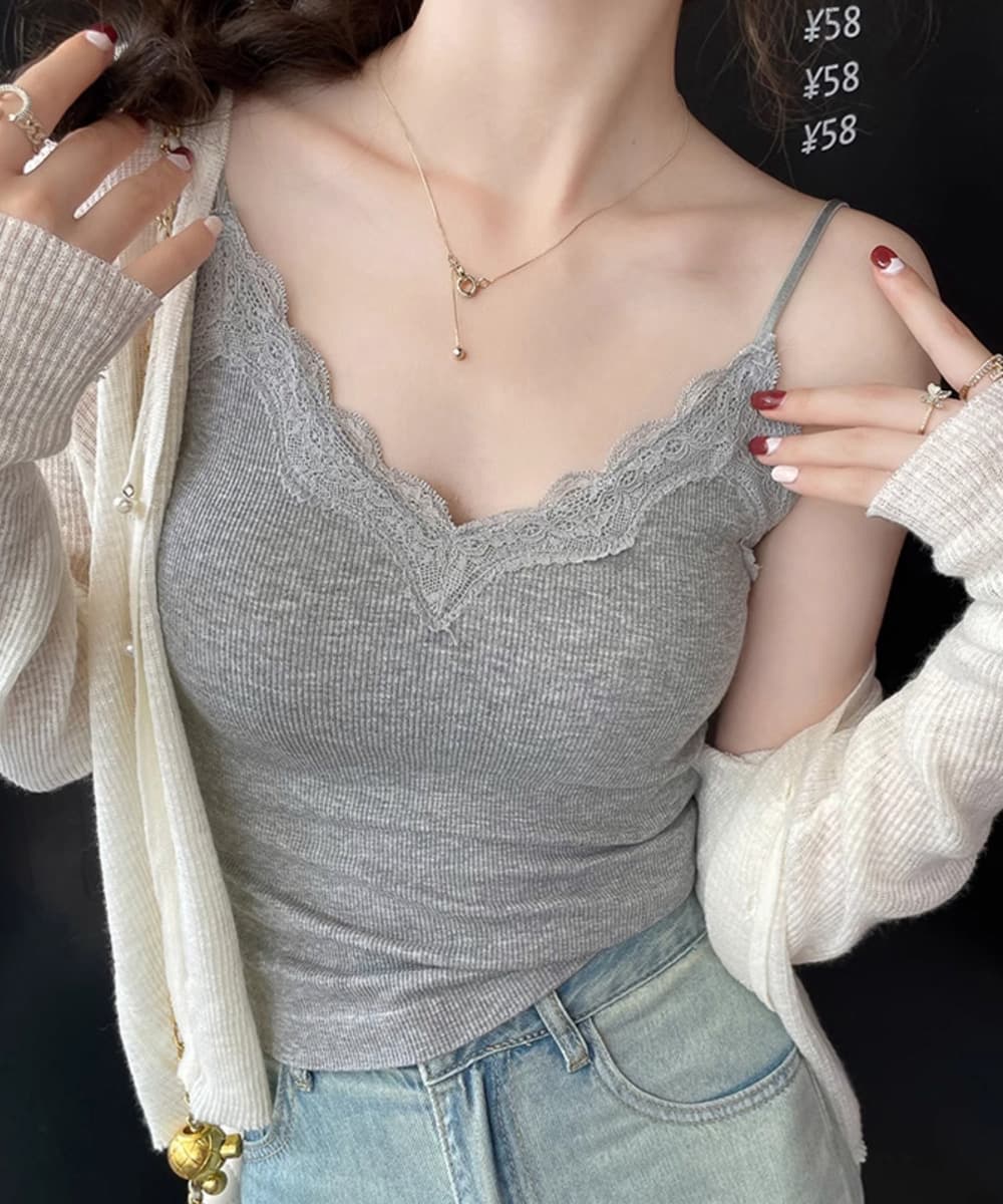 レース 服 レース装飾カップ付きキャミソール